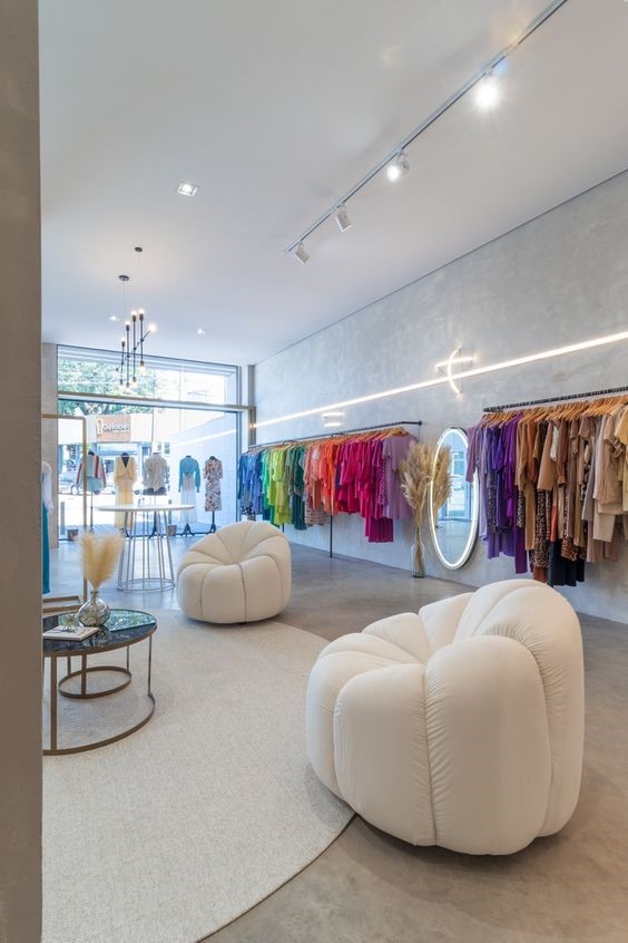 Thiết kế nội thất shop quần áo