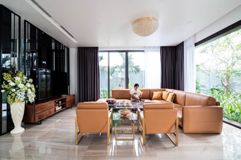 Việc hoàn thiện công trình thi công nội thất phòng khách biệt thự hiện đại ở Hà Tĩnh đã được thực hiện.